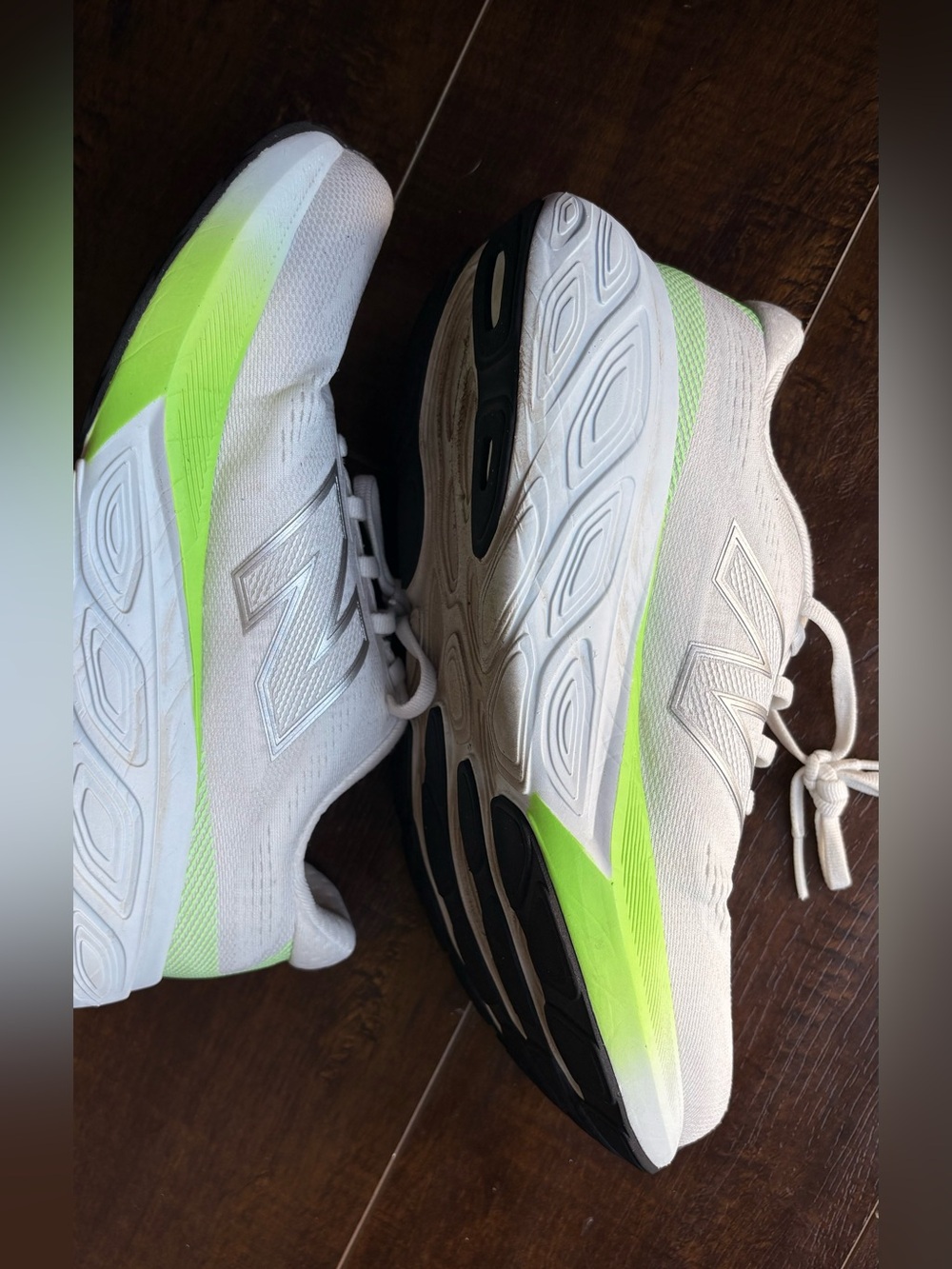 New Balance Women FreshFoam 880 Wide